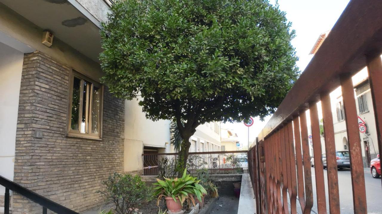 Urban Center II Easy Parking Near Tram Apartment Florence Luaran gambar