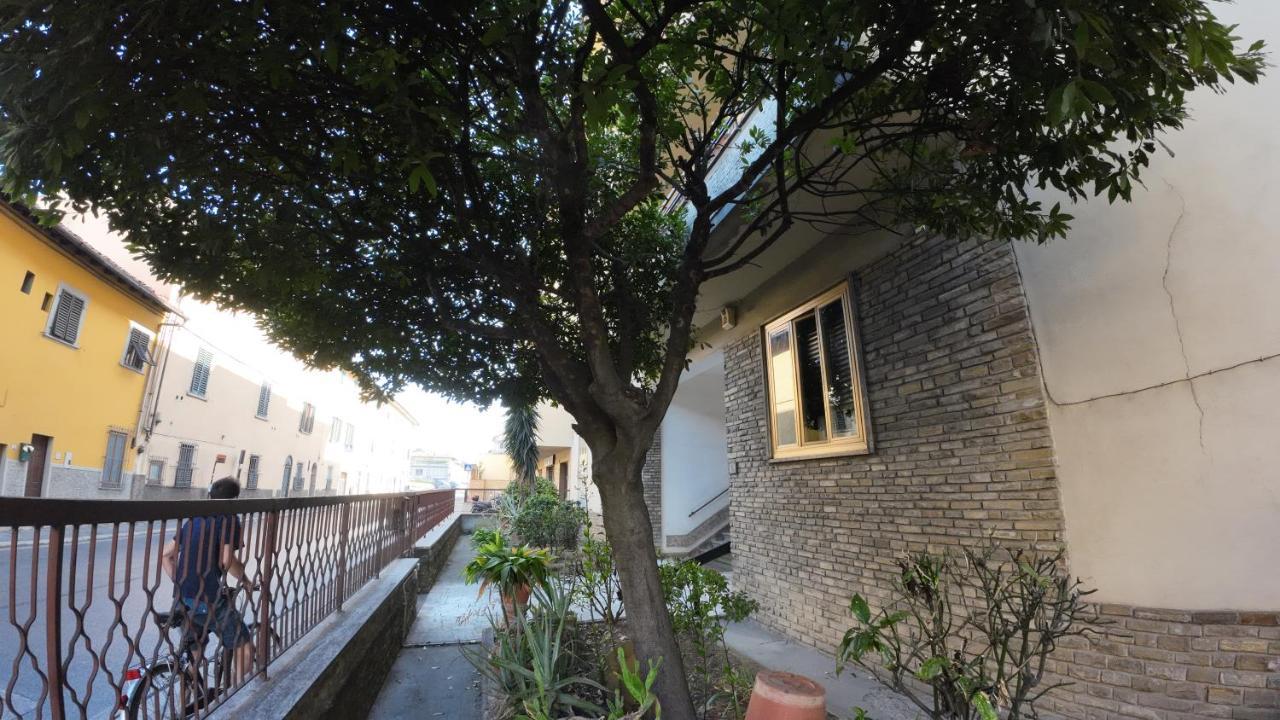 Urban Center II Easy Parking Near Tram Apartment Florence Luaran gambar